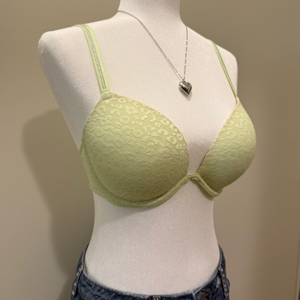 Victoria's Secret neon green leopard print pushup bra w/ rhinestone straps. 34D